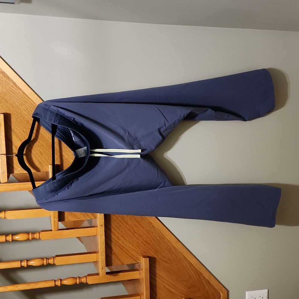 Women's Figs Scrubs (top & bottom set)